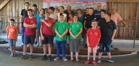 Les Juniors avec quelques adultes....Les gagnants ont les maillots verts
